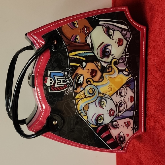 Monster High, Make up or Multi-purpose Hard Cover Bag. - Picture 1 of 16